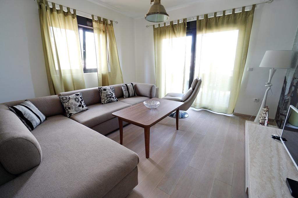 Budva Bay Breeze Apartments エクステリア 写真