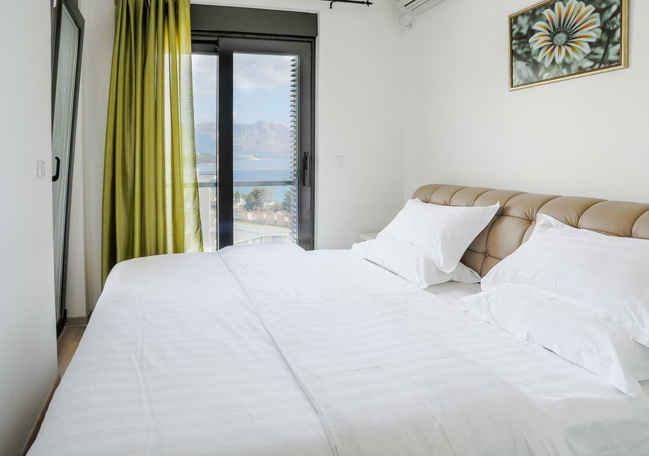 Budva Bay Breeze Apartments エクステリア 写真