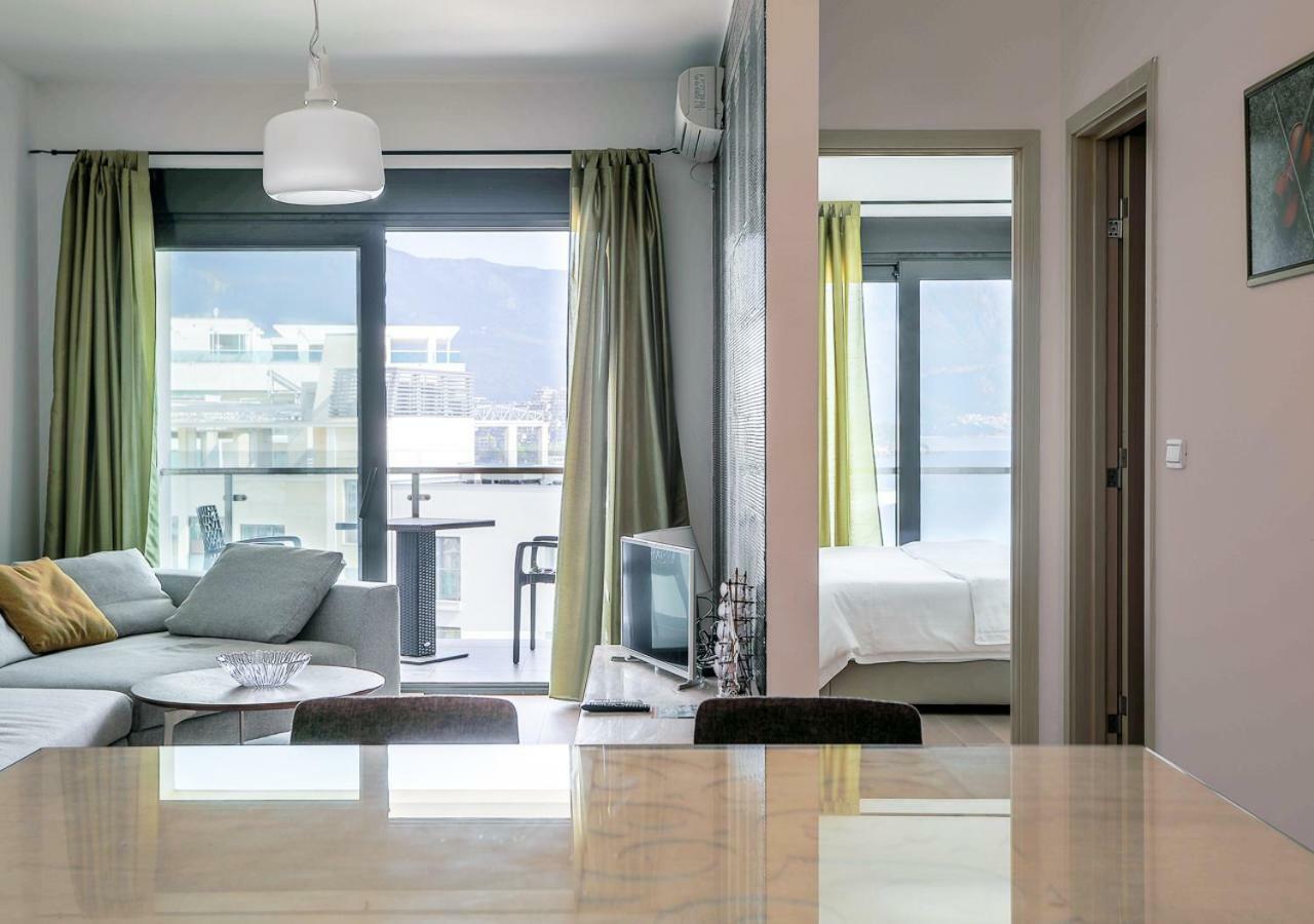Budva Bay Breeze Apartments エクステリア 写真